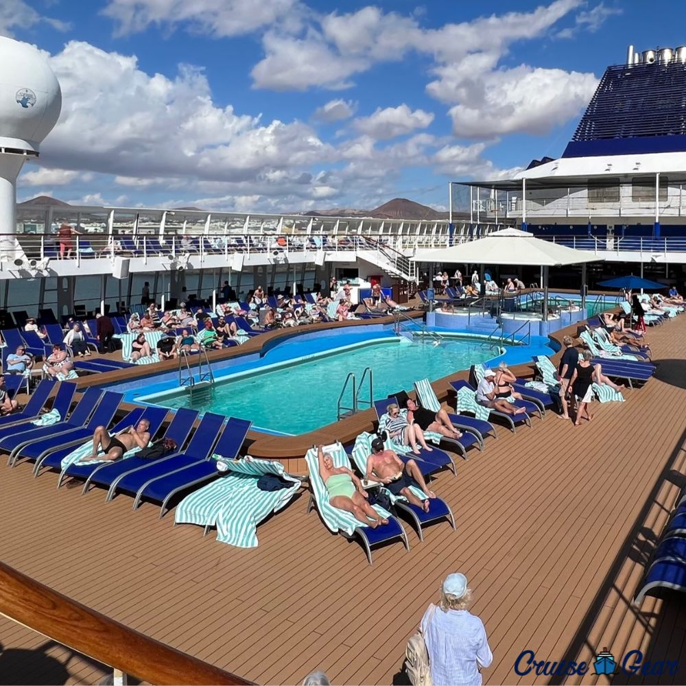 Norwegian Sun Cruise Ship Pool Deck