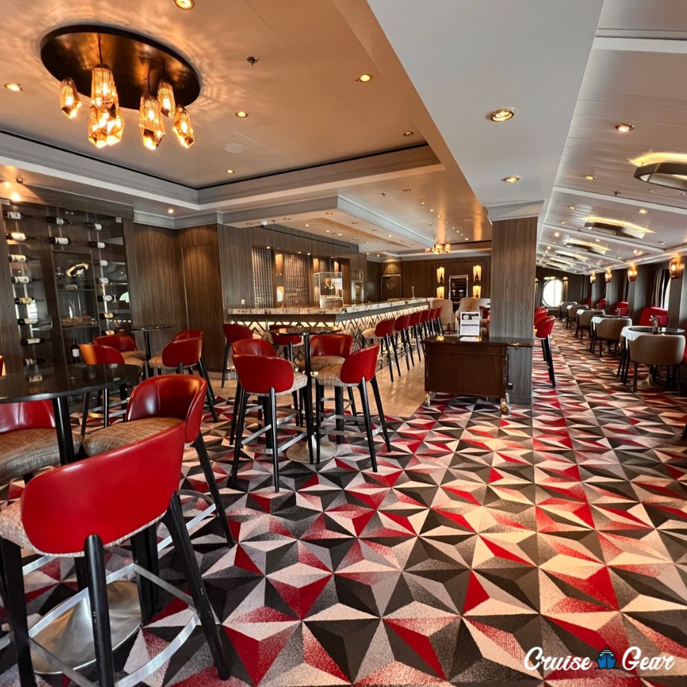 Our Norwegian Dawn Review - A Classic Cruise Experience 4 Norwegian Dawn Review - Mondavi Wine Bar