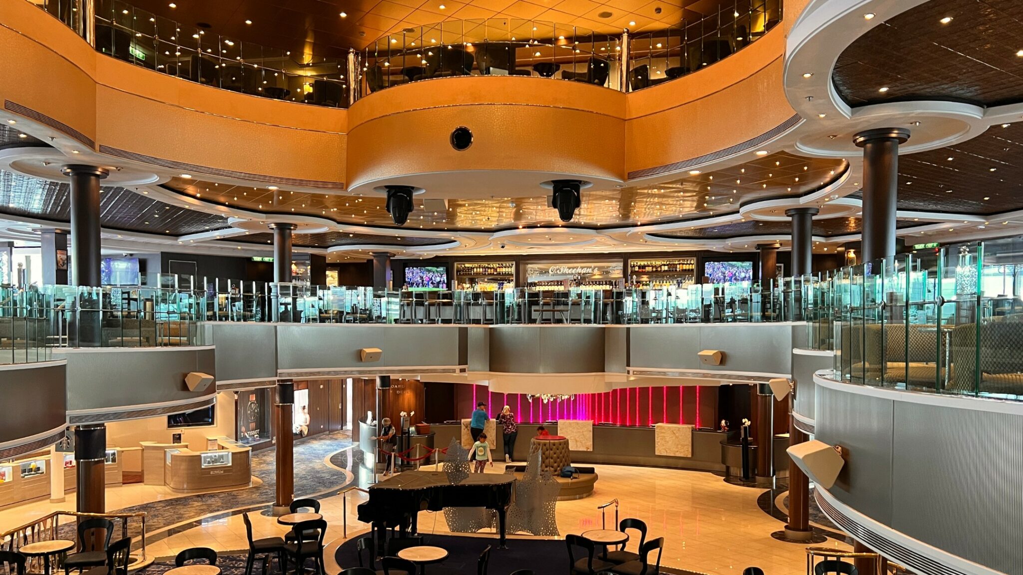 Norwegian Dawn Atrium Photo