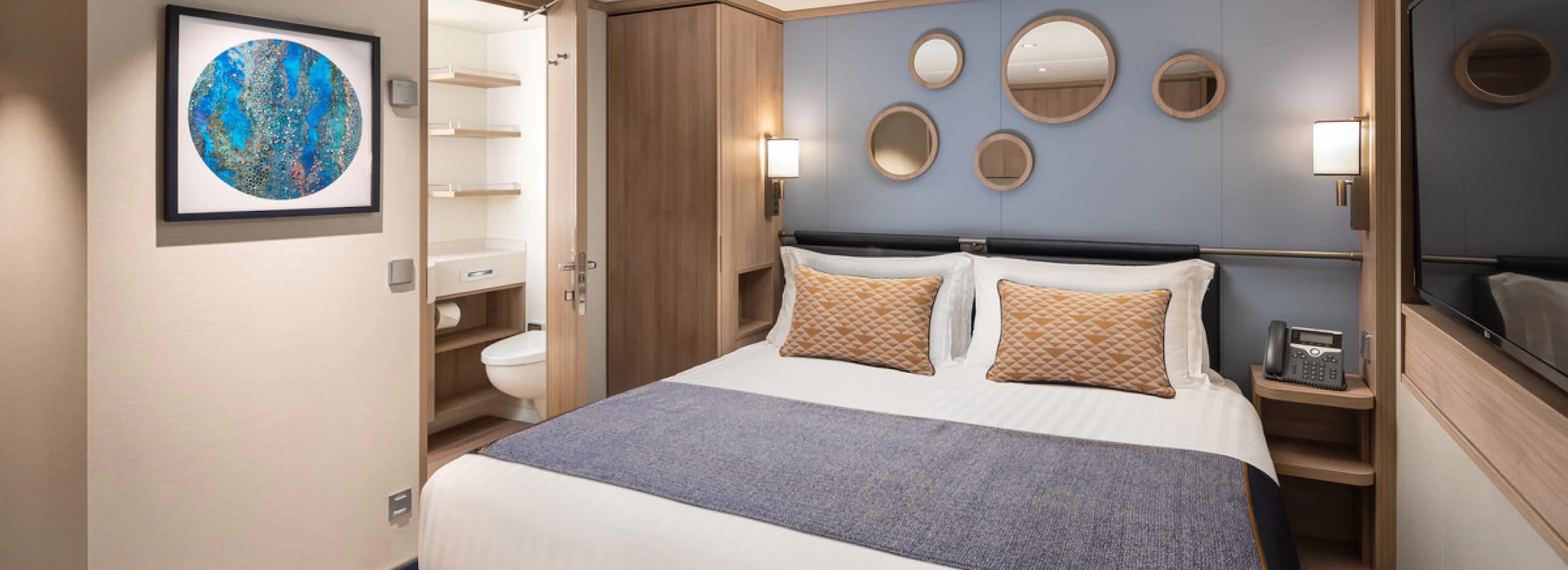 Why Choosing An Inside Cabin On A Cruise Is A Great Idea (Sometimes)